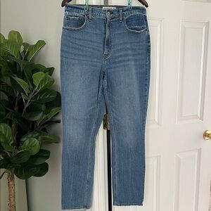 Abercrombie & Fitch 90’s Slim Straight Ultra High Rise Jean
